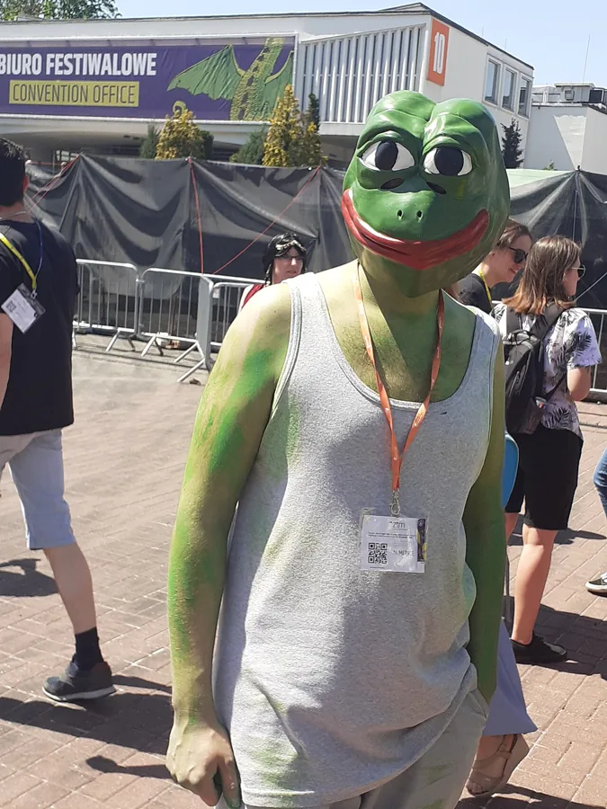 Pepe as a costume at a convention: the cartoon behind fren.